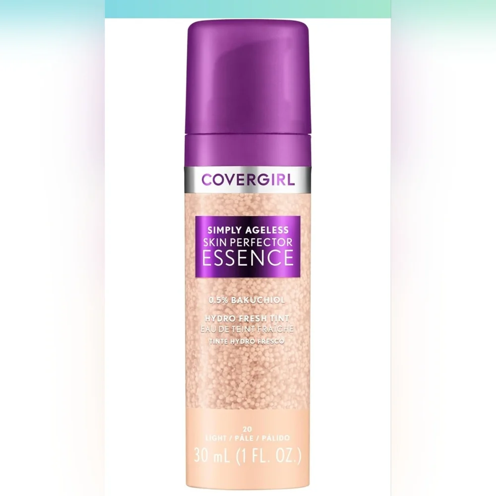 Covergirl Simply Ageless Skin Perfector Essence Foundation, 20 Light NEW SEALED